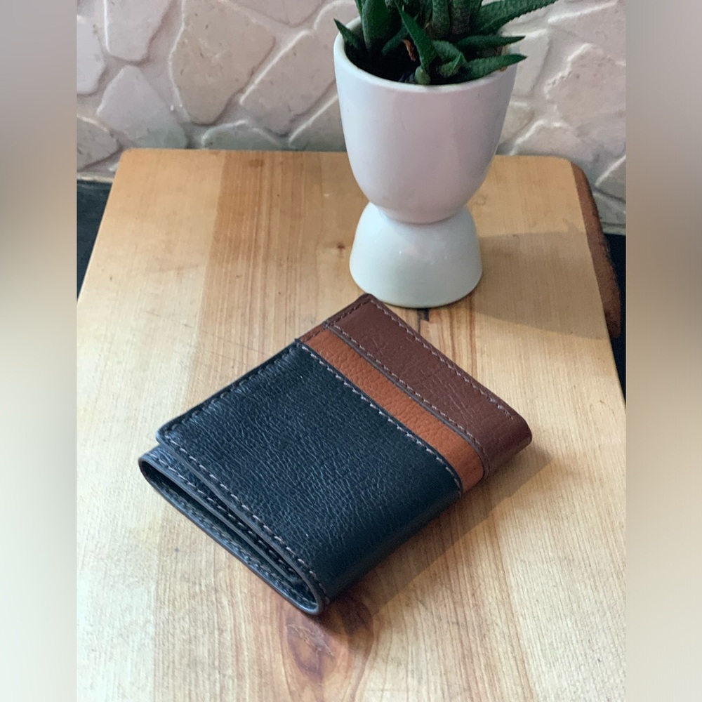 FOSSIL | Tri Fold Leather Wallet |